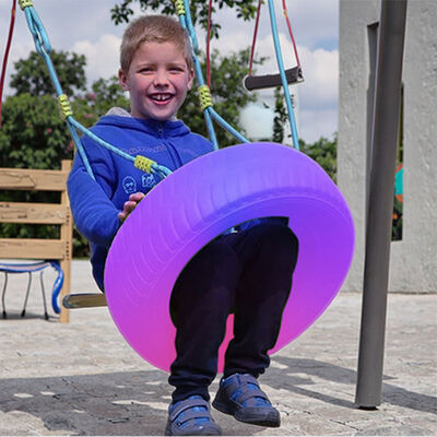Bon prix Chaise suspendue de jardin avec balançoire et pneu lumineux à LED en promotion en ligne